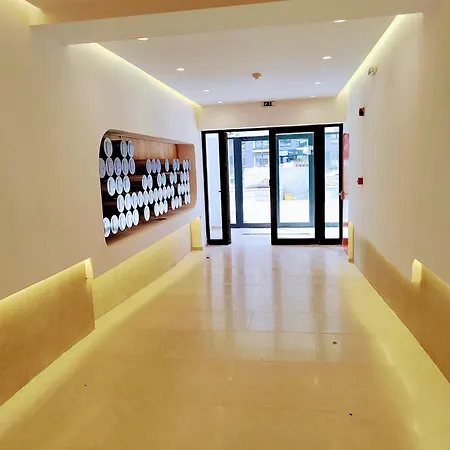 E N A East Gate Living Apartament *